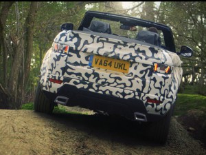 Hart im Nehmen: Auch das Range Rover Evoque Cabrio soll markenadäquate Geländegängigkeit vorweisen können. (Werksfoto)