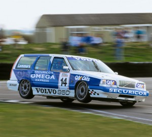  Volvo 850 Racing BTCC von Jan Lammers: 1994 nahm Lammers in einem Volvo 850 an der Britischen Tourenwagenmeisterschaft teil, kam aber nur auf Platz 14 der Gesamtwertung. (Werksfoto)