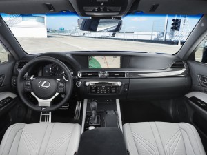 Luxuriöses Ambiente im Interieur: Der neue Lexus GS F bietet Sportsitze für hervorragenden Langstrecken-Komfort und umfangreiche Hightech-Ausstattung. (Werksfoto)