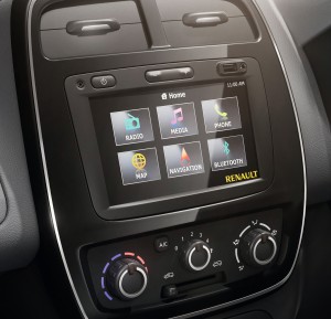 Der 7-Zoll-Touchscreen-Farbmonitor im neuen Renault Kwid: Mit so zeitgemäßer Technik hätte der Kleinwagen möglicherweise auch in Europa eine Chance. (Werksfoto)