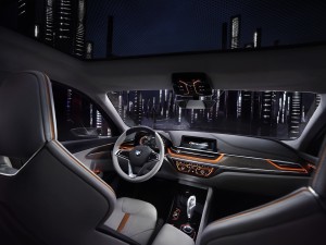 Typisch BMW: Im Interieur des BMW Concept Compact Sedan dominieren klare Linien und die markentypische Fahrerorientierung. (Werksfoto)